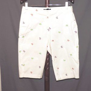Briggs New York white butterfly capris